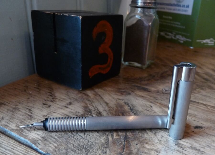 Lamy Logo review