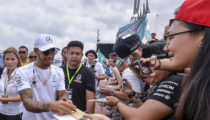 The beginner’s guide to collecting autographs