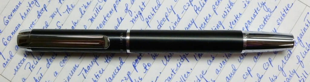 Pelikan Pura, capped