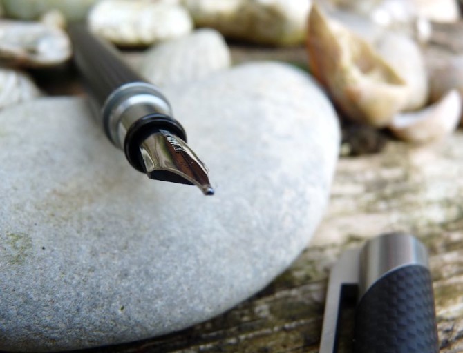 Tombow Zoom 101 Fountain Pen Review
