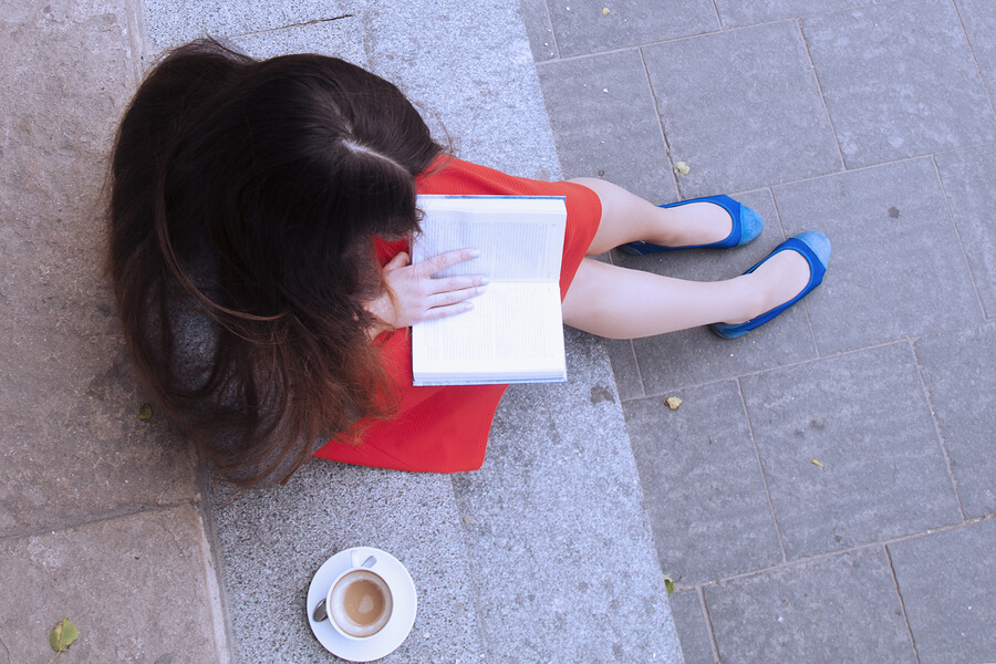 Woman with a poetry book