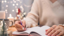 12 creative writing prompts for Christmas