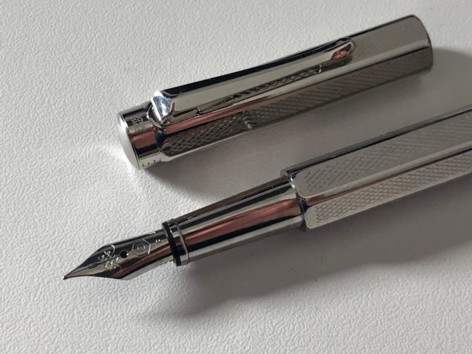 Caran d’Ache Ecridor “Retro” fountain pen review