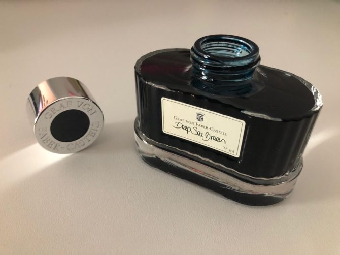 Ink review: Graf von Faber-Castell in Deep Sea Green