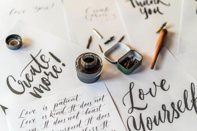 Four hand lettering types for beginners
