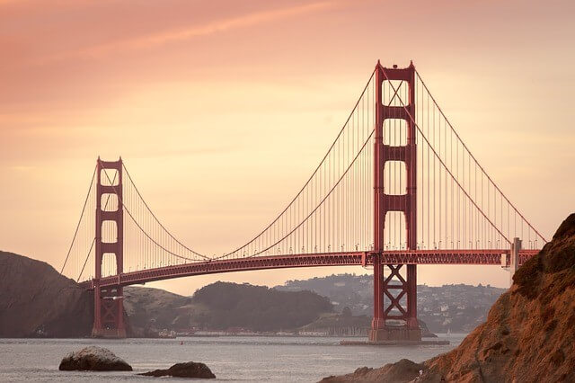 San Francisco International Pen Show Proves a Roaring Success