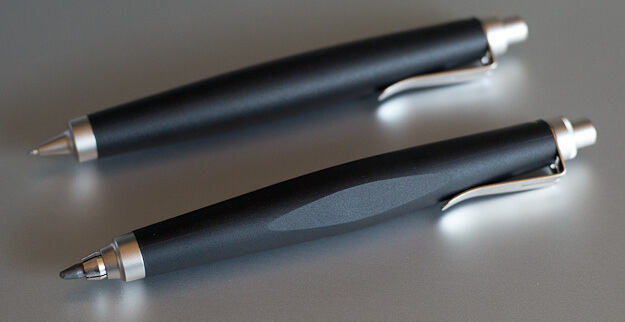 One of the grooves on the body of the 3.15 mm version