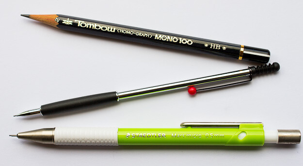 Size comparison: Tombow Mono 100, Tombow Zoom 707 de Luxe, Staedtler Mars micro